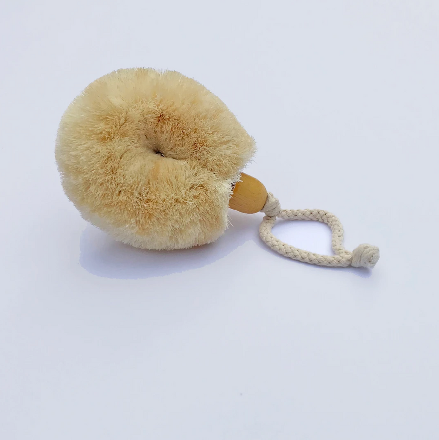 ELYTRUM - Palm Size Body Brush, Sisal Collection